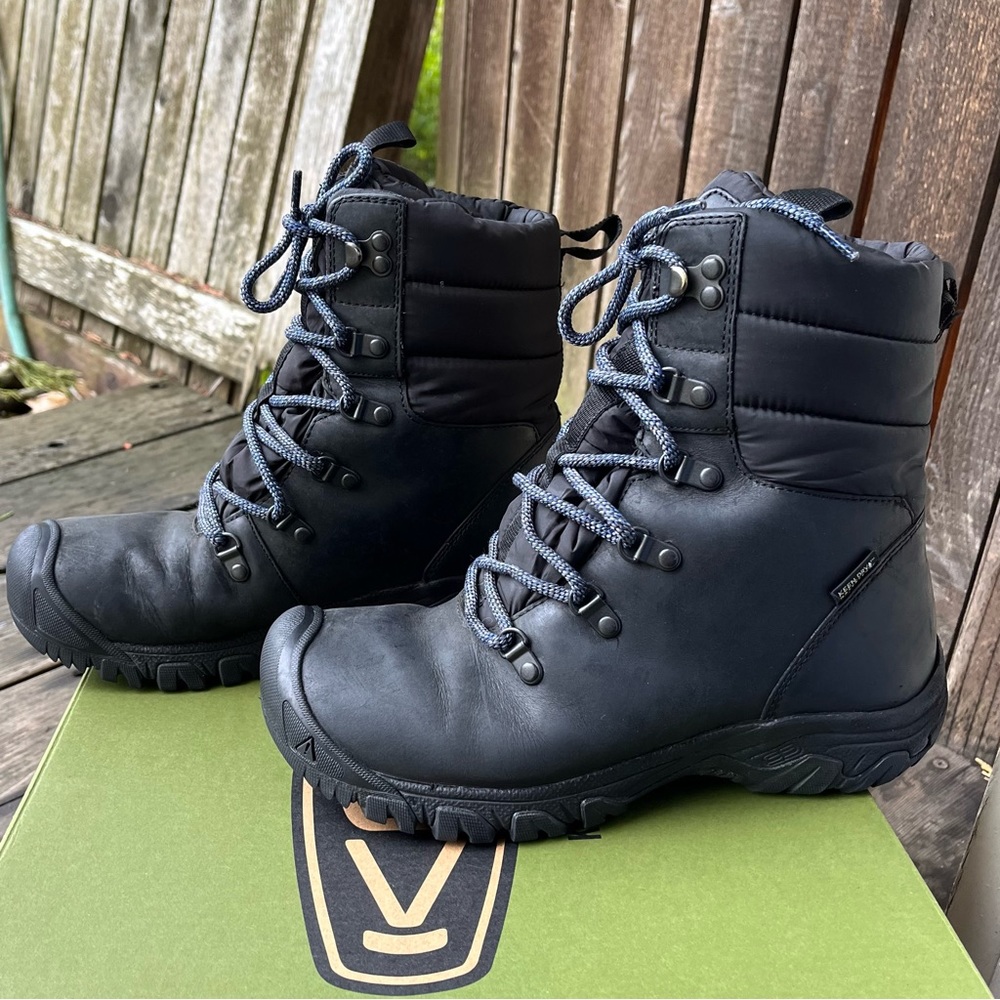 Keen Wm’s Greta Waterproof Black Insulated Lace Up Hiking Boots Sz 8US/38.5 EU